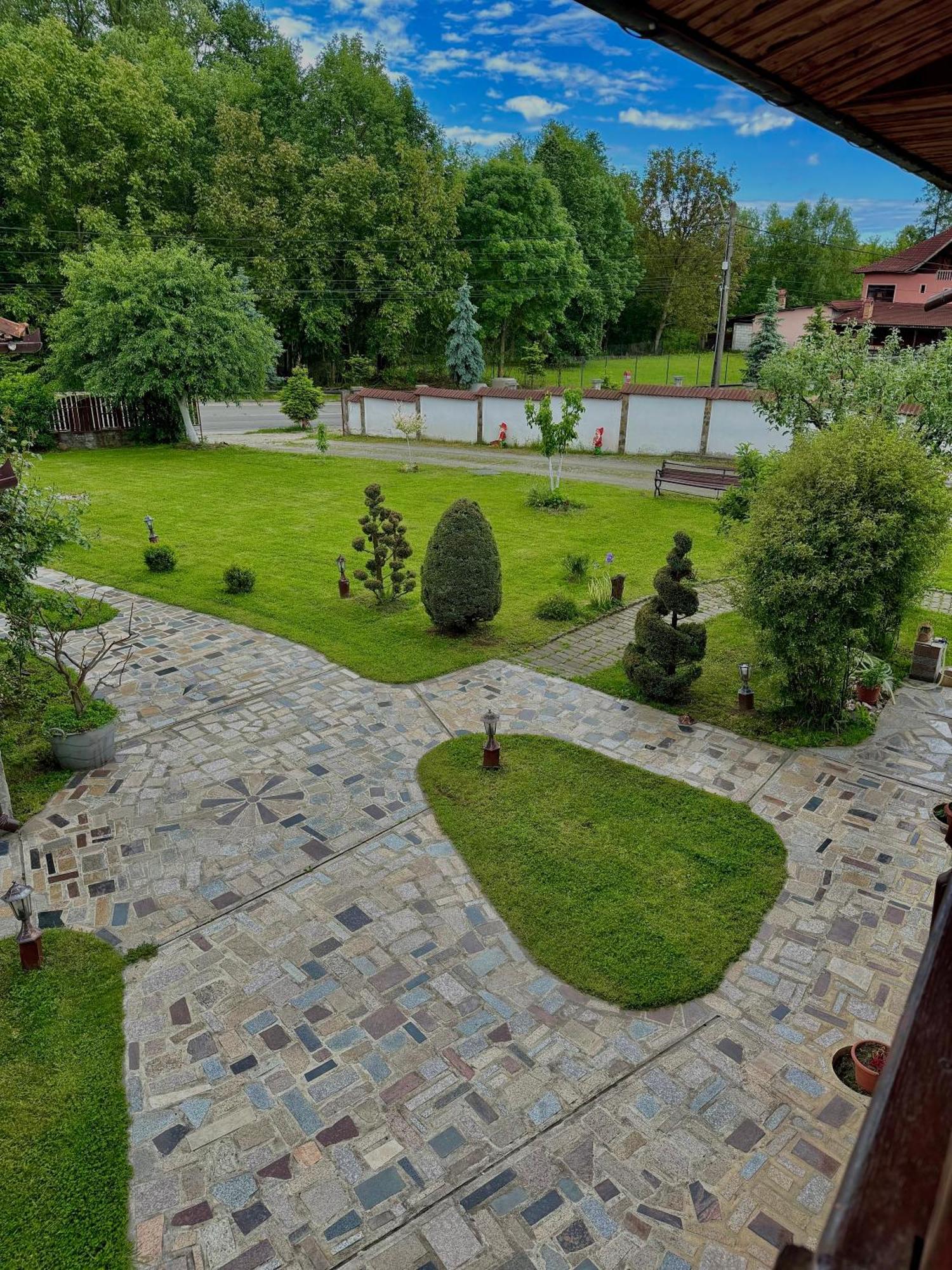Casa De Vacanta Motata Novaci-Străini Exterior foto